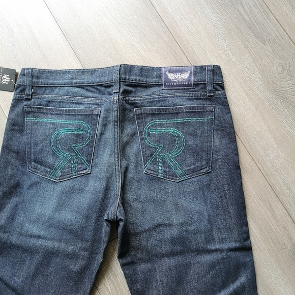 NEW! Rock & Republic Stella Straight Leg Jeans Dark Denim NWT - Picture 3 of 12